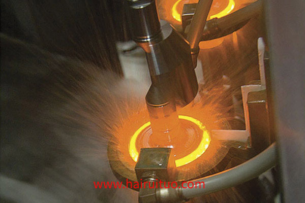 中频淬火炉油杆的性能特点