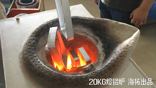 中频熔炼炉那么多要如何选择?