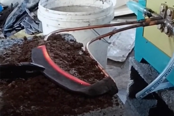 镰刀淬火-勾刀淬火-刀具淬火用超音频感应淬火设备