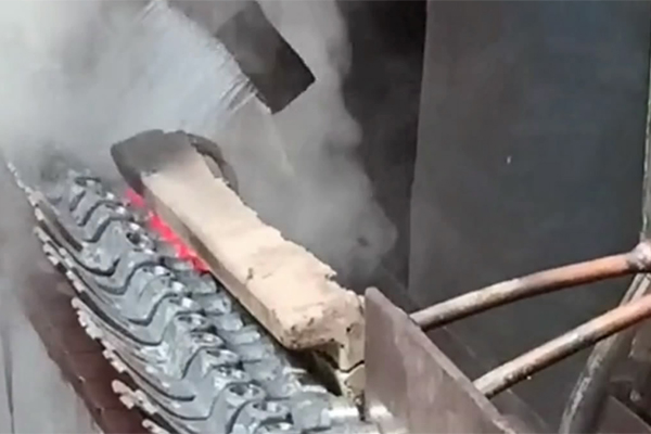 铁锤淬火-锤子锤头淬火热处理用超音频感应淬火设备