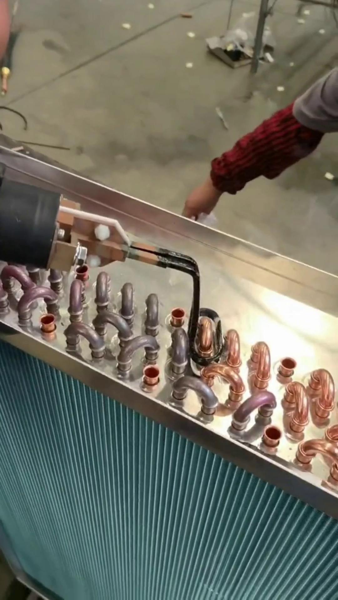 散热器冷凝器铜管弯头接口焊接用手持高频焊机