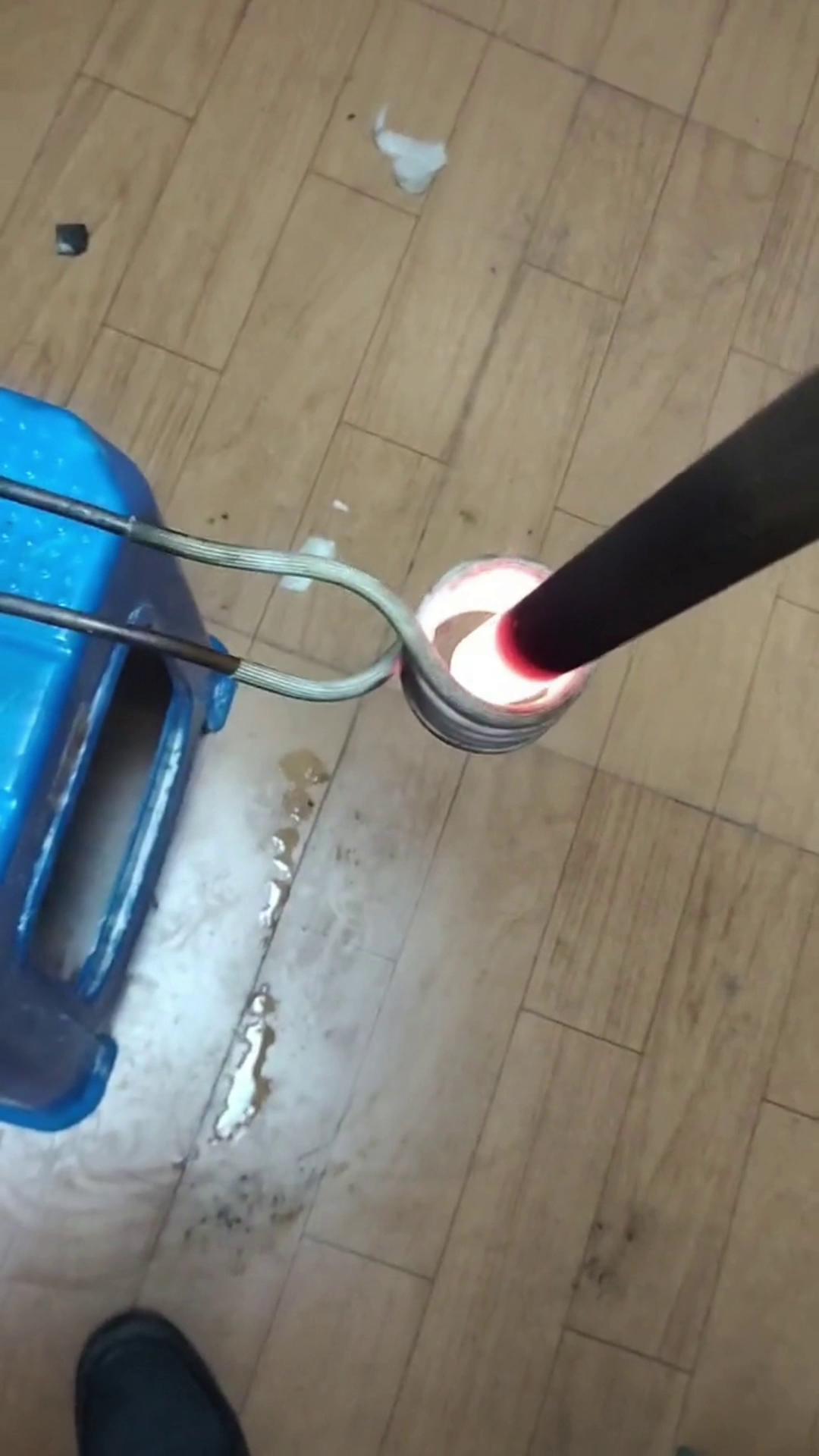 抛弃燃油煤炭加热方式-使用电磁高频加热机-安全环保加热快