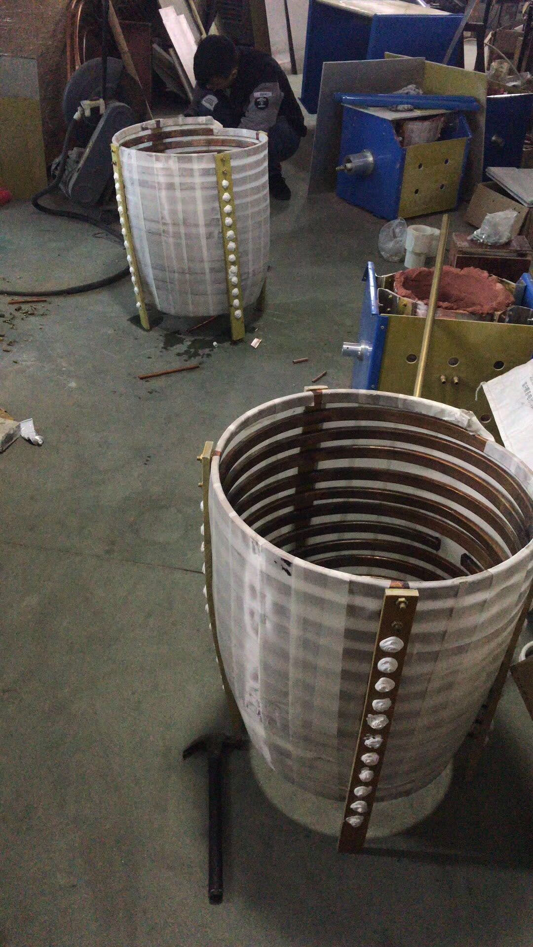 �������似����ʦ������ͭ����¯��̥����