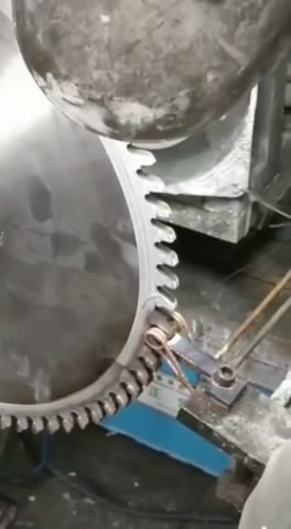 ��Ƶ���Ȼ��Ծ�Ƭ���ִ����Ƶ