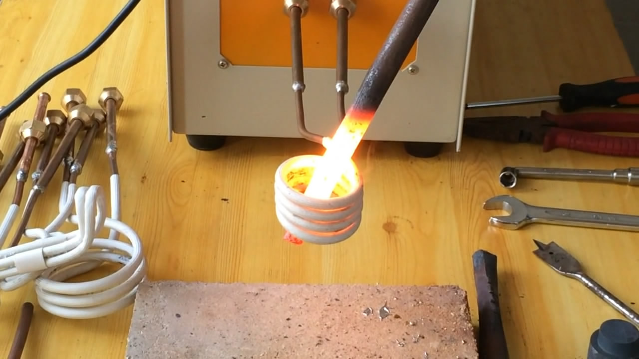 ��Ƶ���Ȼ�����������Ƭ����í������˻���ʾ