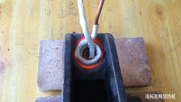 ��Ƶ��Ӧ�����豸�Թ����ڿ״���ȴ���