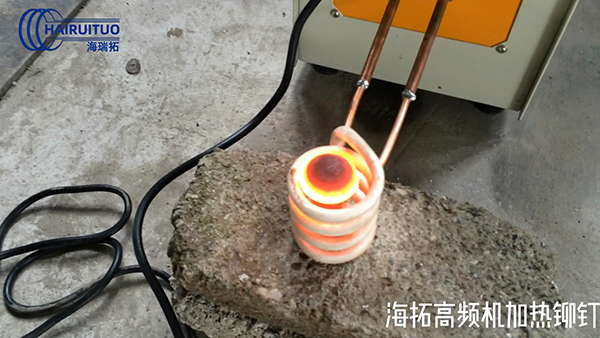 ��Ƶ���Ȼ�����í�����������˻��ѹ