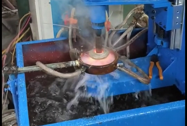 ��Ƶ����豸֮�г�600mm���״�����