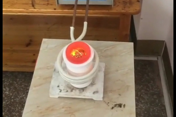 С�͸�Ƶ����¯�豸�ƽ�����¯