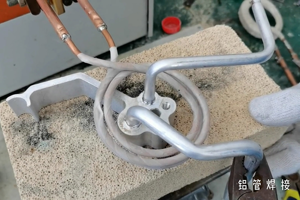 �����ӻ������Ѷȵģ������������ܸ�Ƶǥ��