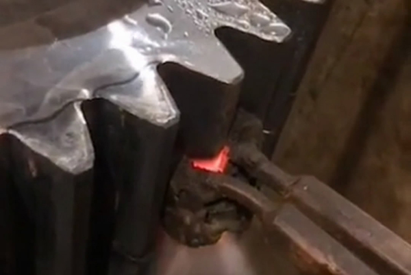 ����ֵ��ݴ���ø�Ƶ��Ӧ����豸