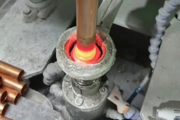 ˫��λ��Ƶǥ������ͭ�ܺ����豸