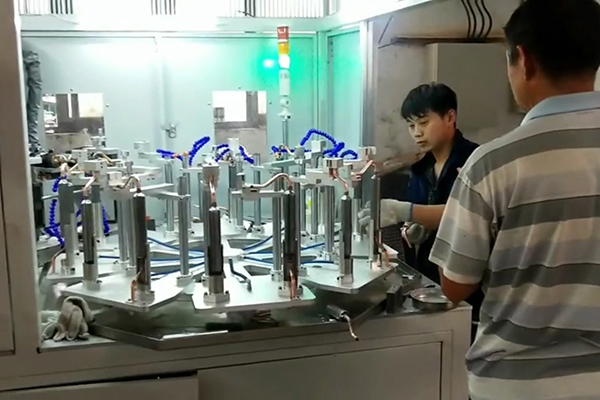 �๤λ��Ƶǥ�������Զ���ͭ�ܺ����豸