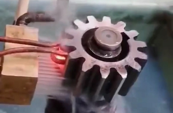 ���ִ���ø�Ƶ����