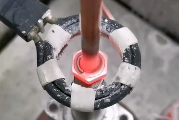 ��Ƶ����ʵ���Զ���ͭ�ܺ���