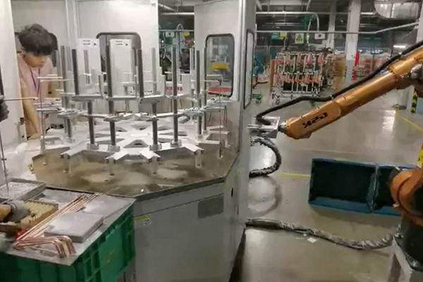 ����ʵ�ģ��䱸��е�ֱ۵ĸ�Ƶǥ���豸����ͭ��