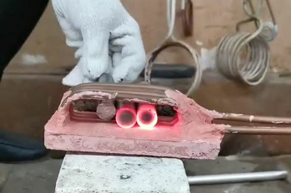 ���������ø�Ƶ��Ӧ�����豸