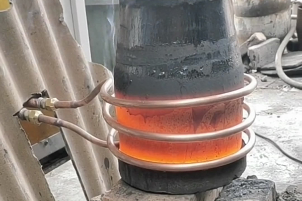 �и�Ƶ��Ӧ�����豸�Ըֹܼ����˻���ѹ����