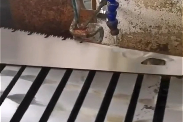 ��Ƭ��ݼ��ȴ���ø�Ƶ����