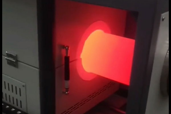 ��ջ������¯ʵ������Ƶ����¯