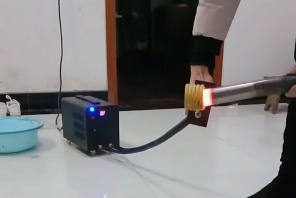 С���ֳ�ʽ��Ӧ�����豸-220V��ѹ����