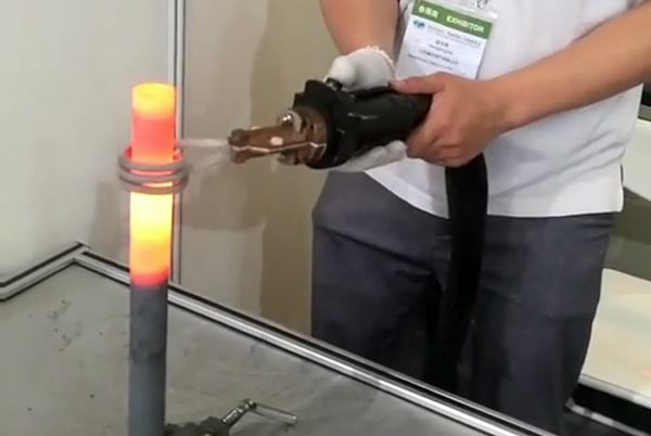 �ֳ�ʽ��Ƶ���Ȼ����ȸֹ���ʾ