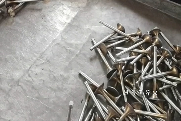 ���ͻ��������˹��ø�Ƶ���Ȼ����