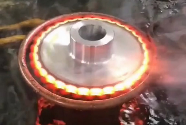 �Զ������ִ���豸��Ƶ���ش�����