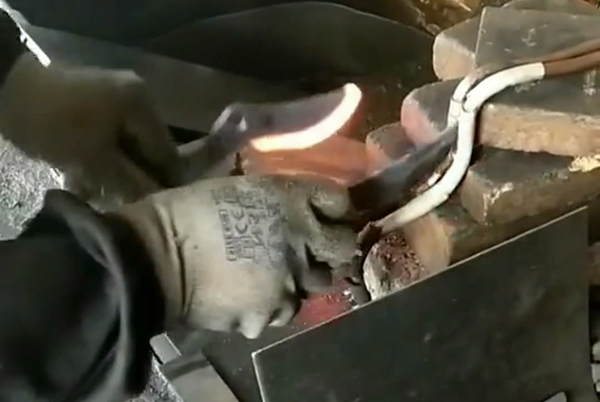 �ó���Ƶ����豸�԰��Ʒ����������