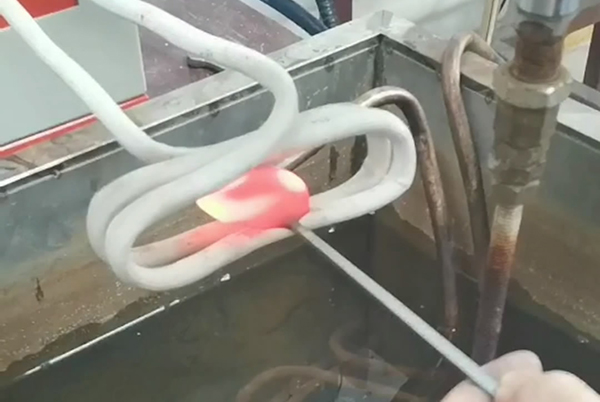 ������������˻��ȴ����ó���Ƶ����豸