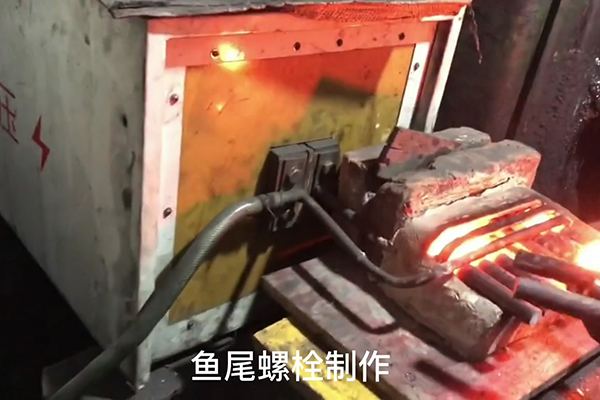 ��β��˨�������̣�����Ƶ��Ӧ�����豸���ȸְ����ٶȻ��ǱȽϿ�