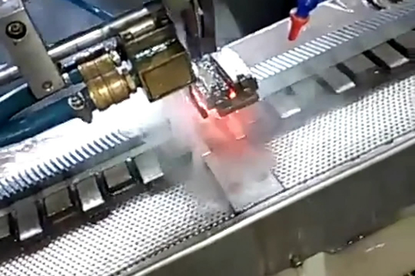 ��������豸-�и�Ƶ������