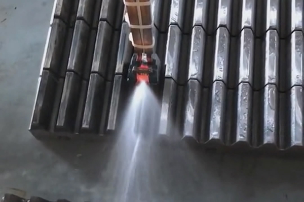 ��ģ���������ӹ������ݸ�Ƶ����ȴ���