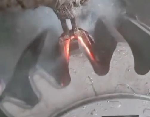 ��Ƶ����豸�����سݵ��ݴ��