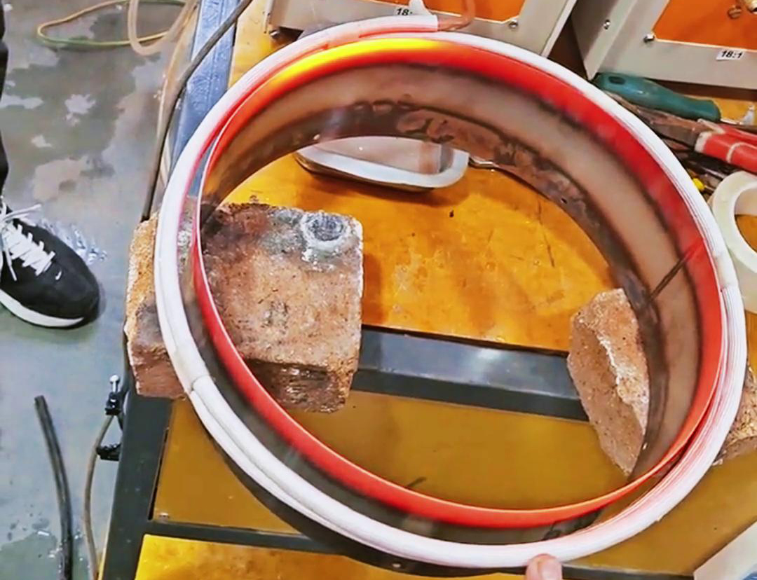 海拓蓝鲸体育高清直播官网入口
助力锅具生产工厂不锈钢钢管加工