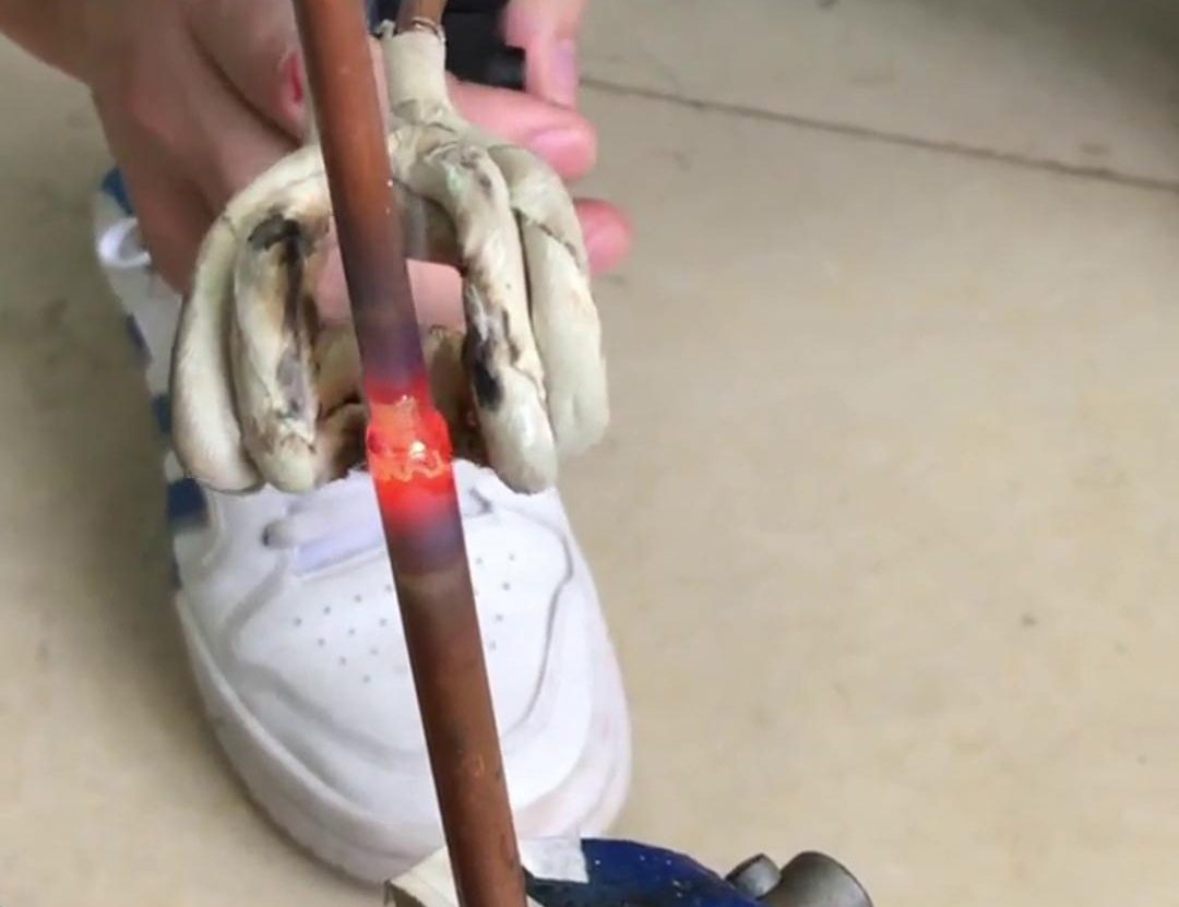 手持式高频焊接设备，4-16铜管焊接，2秒焊接完成，代替火焰焊接，安全省时省人工