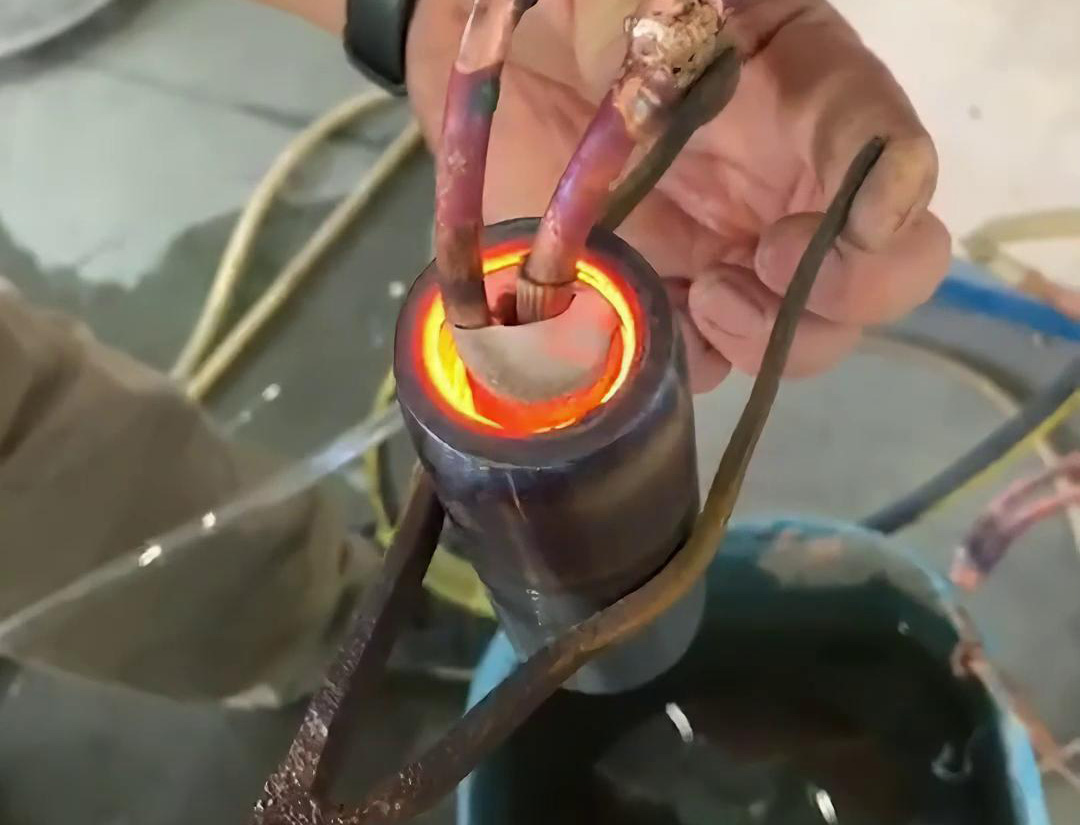 您要做内孔热处理吗?那么这台蓝鲸体育高清直播官网入口
就是您想要找的设备