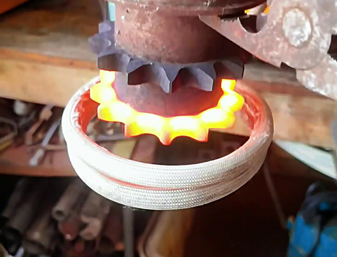 双排链轮能用高频淬火机来淬火吗