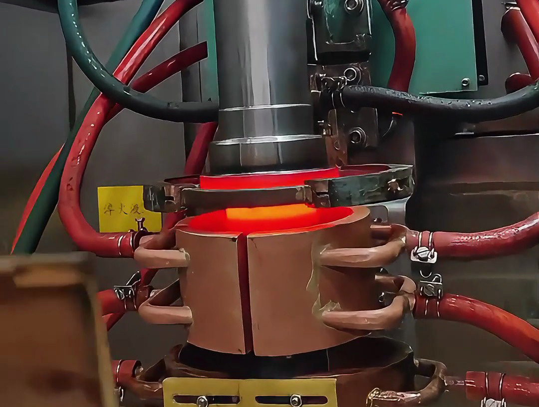 齿轮轴类凸轮热处理神器!中频淬火机床全解析