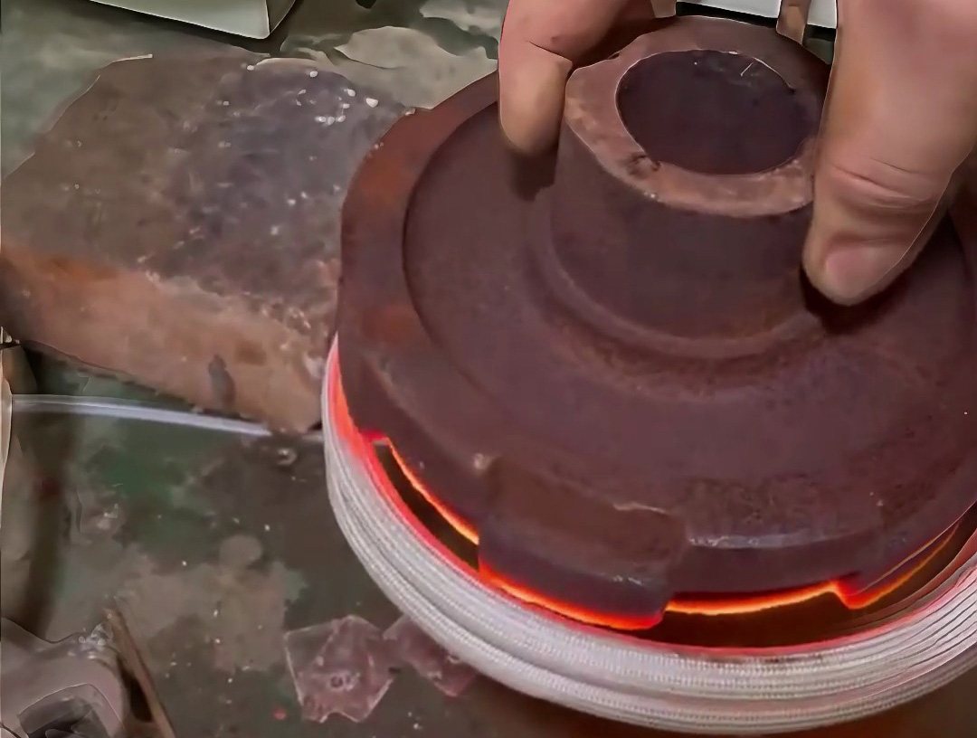 金属零件高频淬火大公开，手动vs自动化，哪种更适合