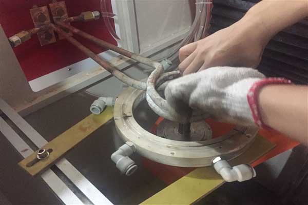 海拓立式中频淬火机床