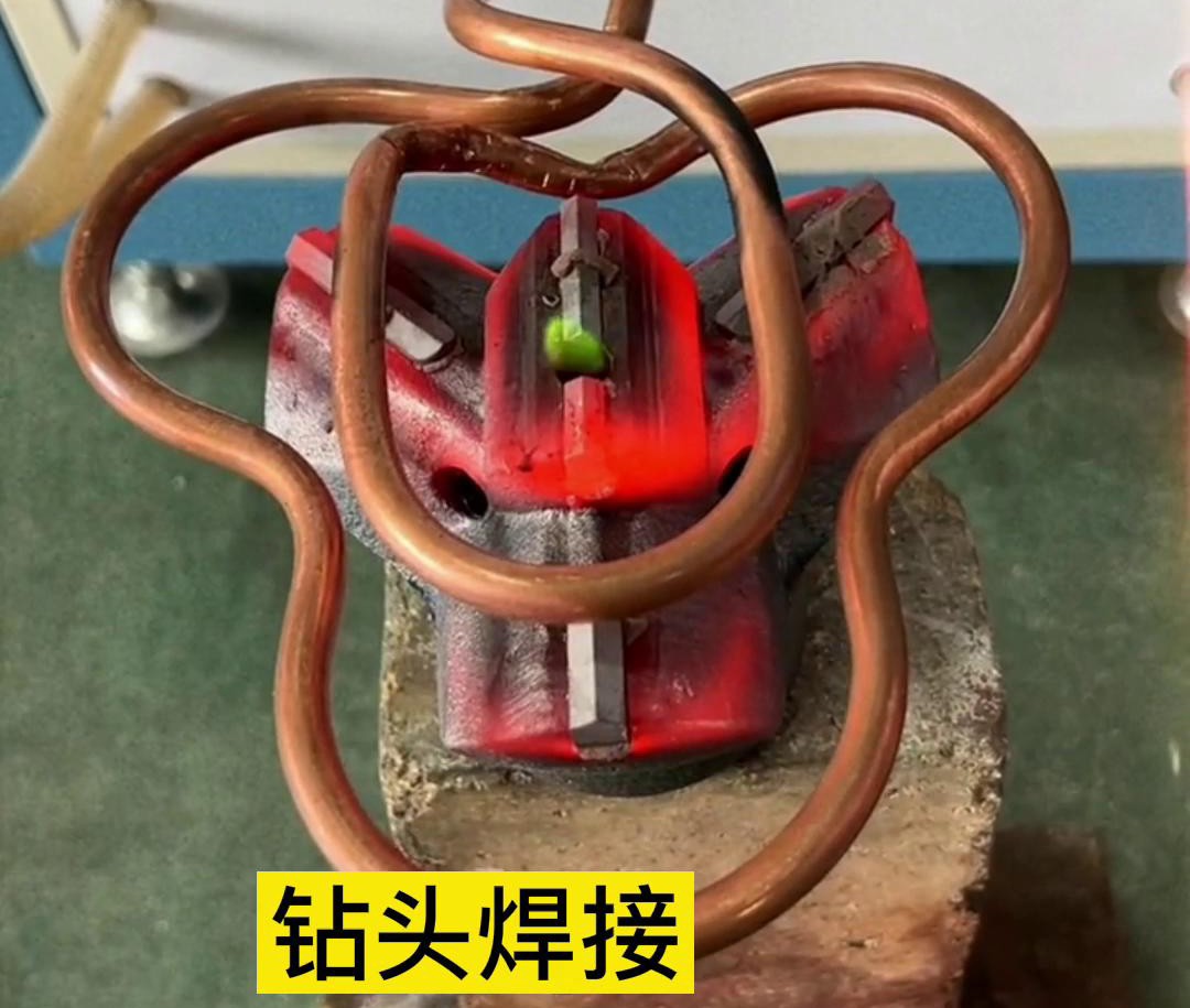 054F01016335430036596E9BF1A1BA24.jpg 054F01016335430036596E9BF1A1BA24.jpg